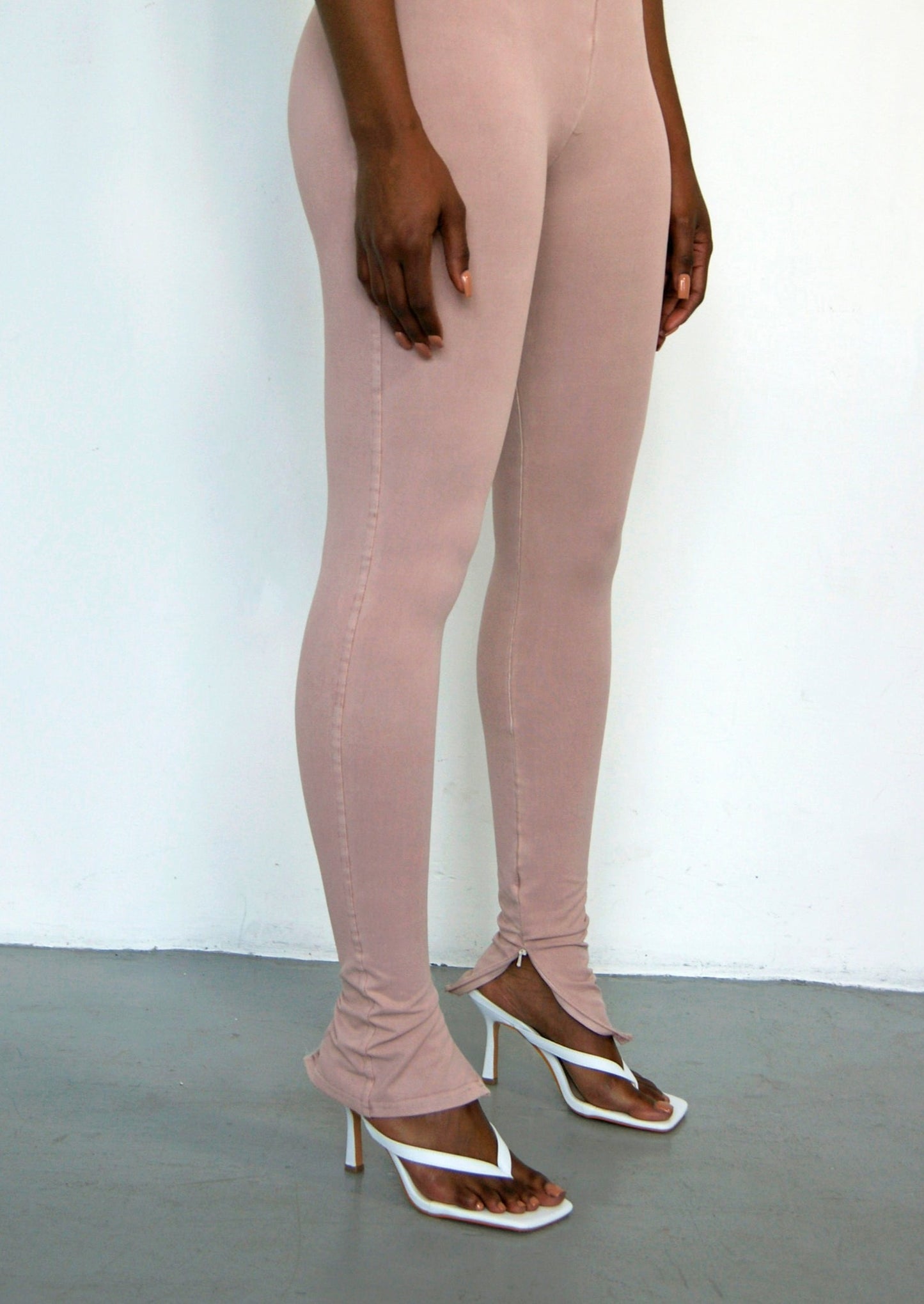 V-neck Zip Bodysuit  - Peony